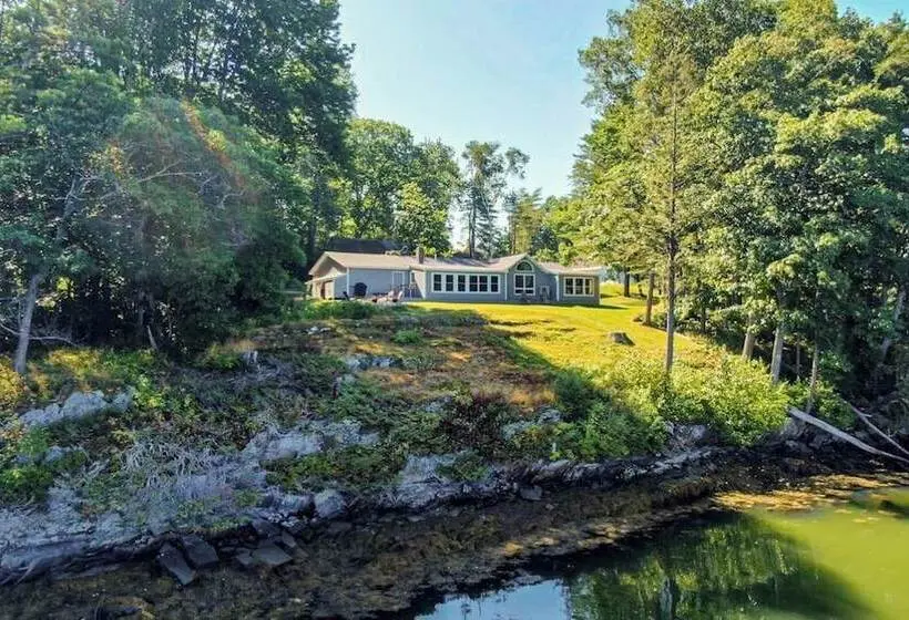 Gorgeous Waterfront Home On Westport Island With 2 Sunrooms