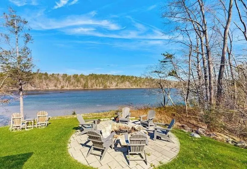 Gorgeous Waterfront Home On Westport Island With 2 Sunrooms