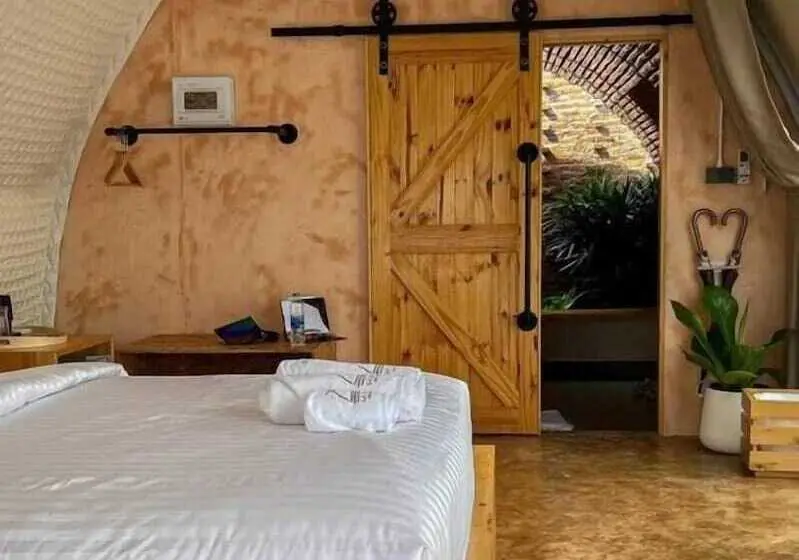 Hotelli La Levée Resort