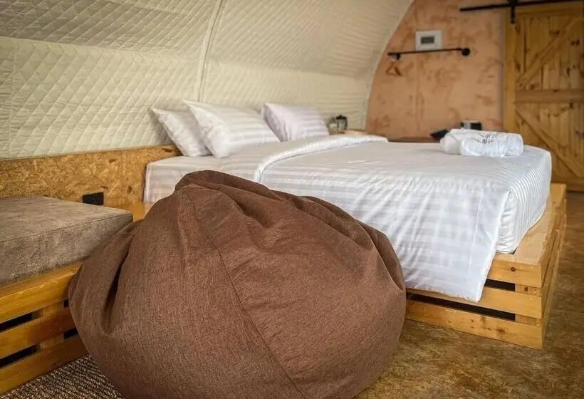 Hotelli La Levée Resort