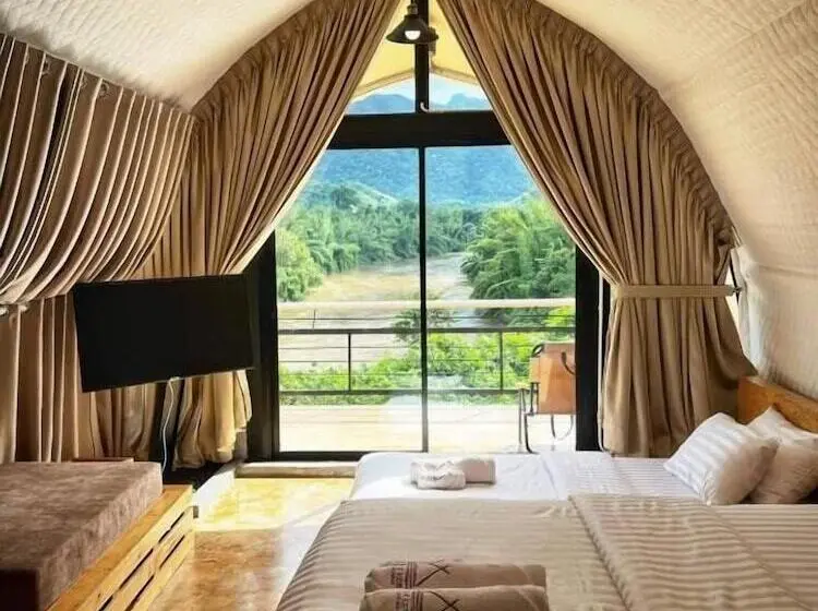 Hotelli La Levée Resort