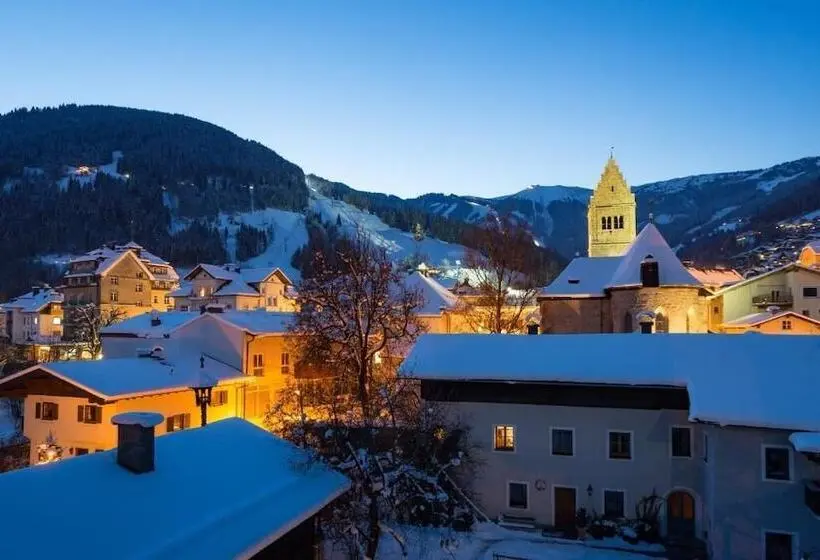 Lakeside Hotel Seehof I Lounge & Living