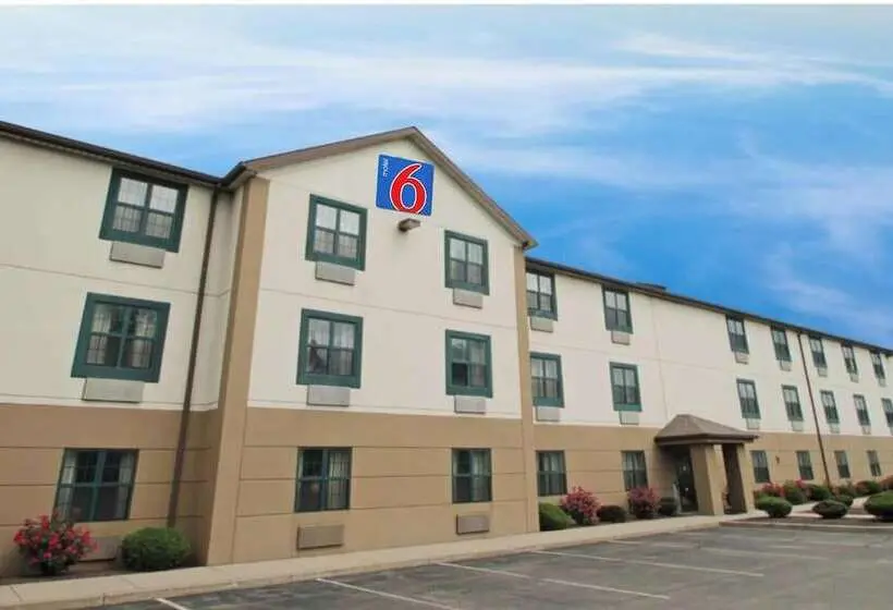 Motel 6 Suites Buffalo Amherst, Ny