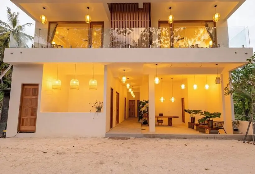 پانسیون Odi Beachfront
