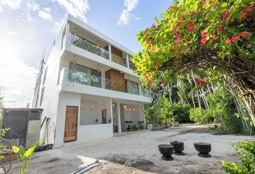 پانسیون Odi Beachfront