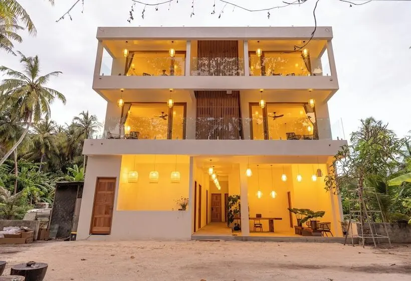 پانسیون Odi Beachfront