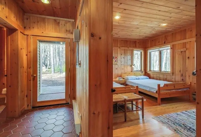 Private Waterfront Home With Large Deck & Deep Water Dock