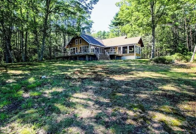 Private Waterfront Home With Large Deck & Deep Water Dock