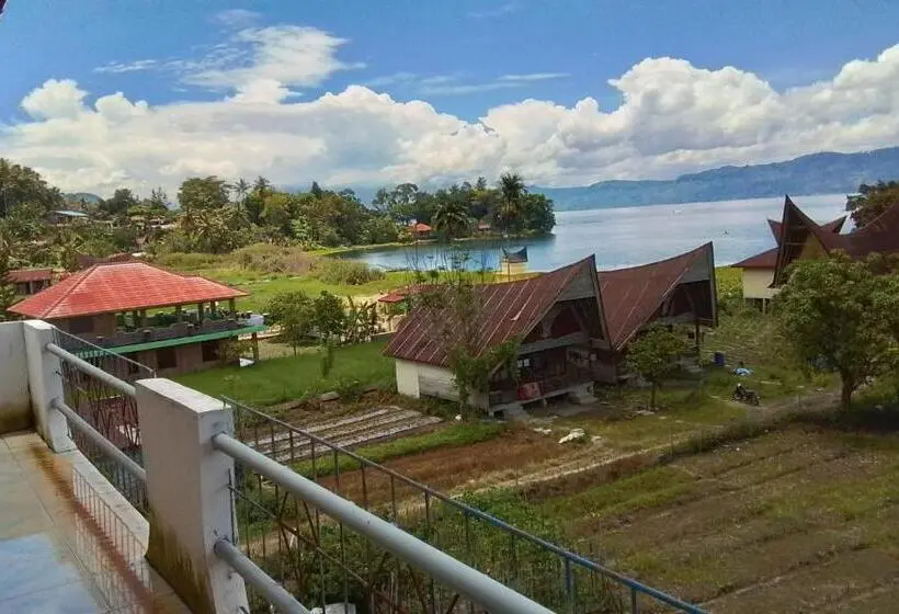 ホテル Matraville Home Stay Lake Toba