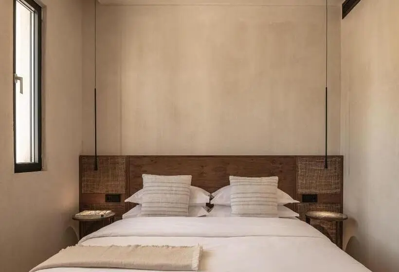 Hotelli Seven Rocks