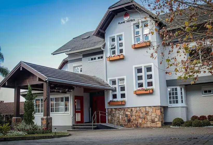 Flame Hotel Canela