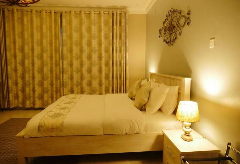 هتل Ivory Castle Limited