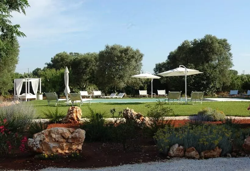 ベッドアンドブレックファースト Villa De Luxe Avec Piscine   Trullo Ulivi Al Sole