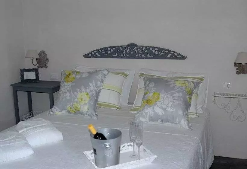 ベッドアンドブレックファースト Villa De Luxe Avec Piscine   Trullo Ulivi Al Sole