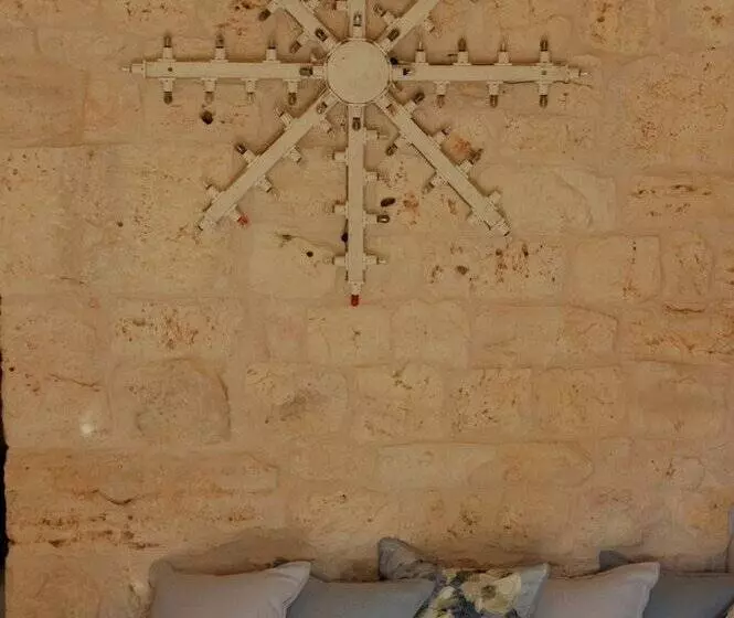 ベッドアンドブレックファースト Villa De Luxe Avec Piscine   Trullo Ulivi Al Sole