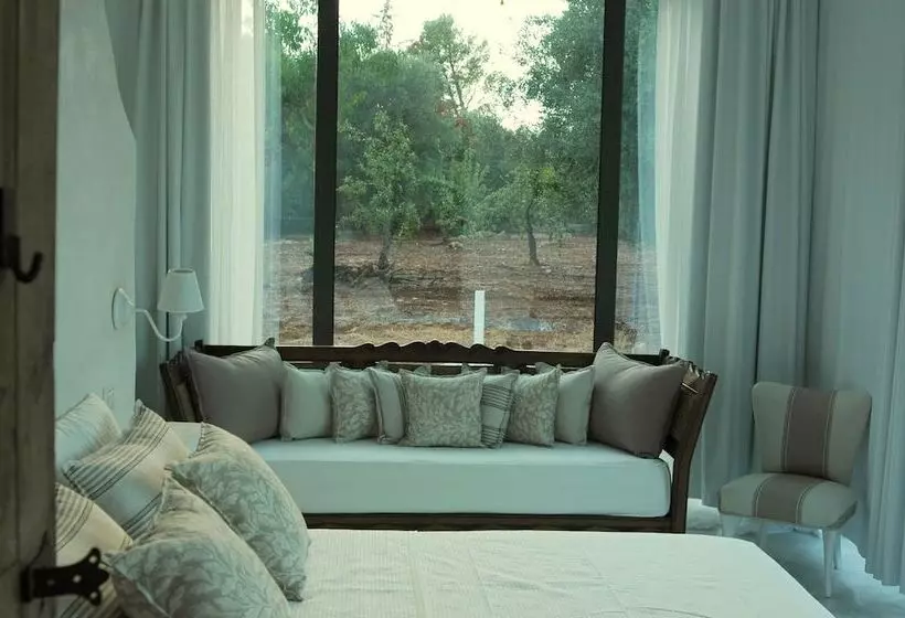 ベッドアンドブレックファースト Villa De Luxe Avec Piscine   Trullo Ulivi Al Sole