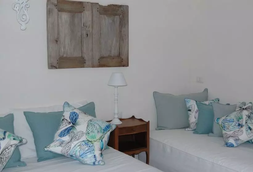 ベッドアンドブレックファースト Villa De Luxe Avec Piscine   Trullo Ulivi Al Sole