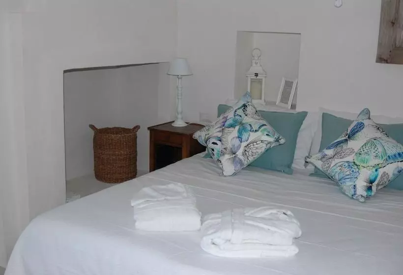 ベッドアンドブレックファースト Villa De Luxe Avec Piscine   Trullo Ulivi Al Sole