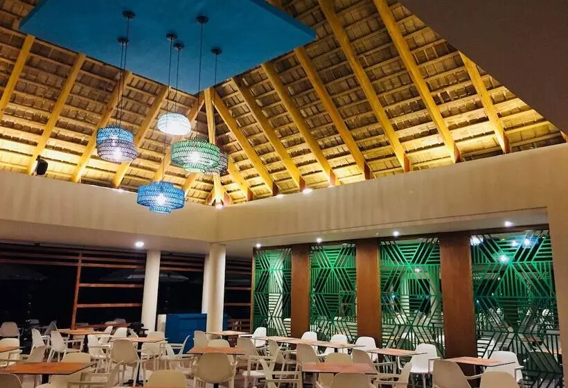 استراحتگاه Casa Marina Sosua, Trademark by Wyndham - All Inclusive