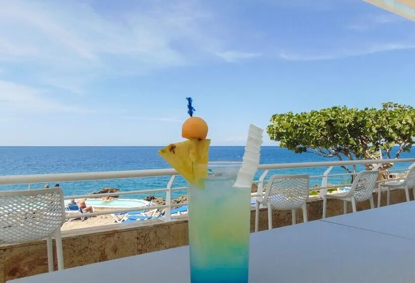 استراحتگاه Casa Marina Sosua, Trademark by Wyndham - All Inclusive