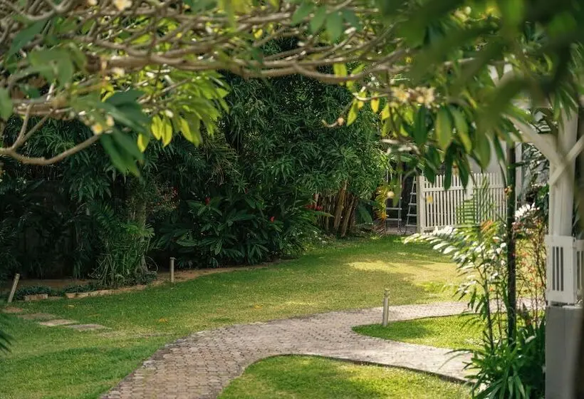 پانسیون Beau Vallon Bungalows