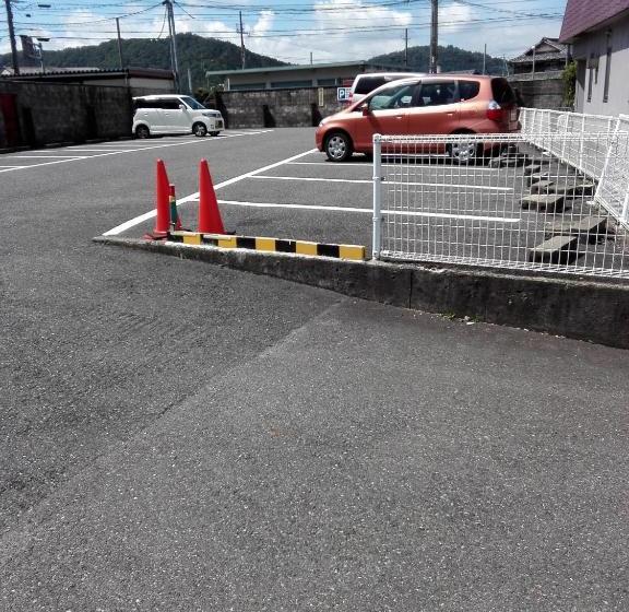 Hotel Business Shell