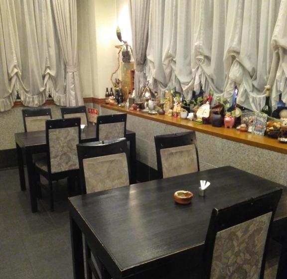 Hotel Business Shell