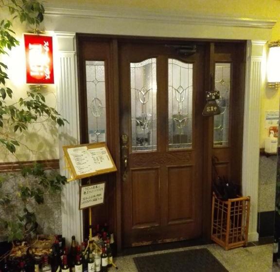 Hotel Business Shell