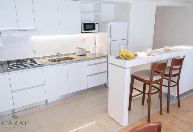 Carat Apart Boutique