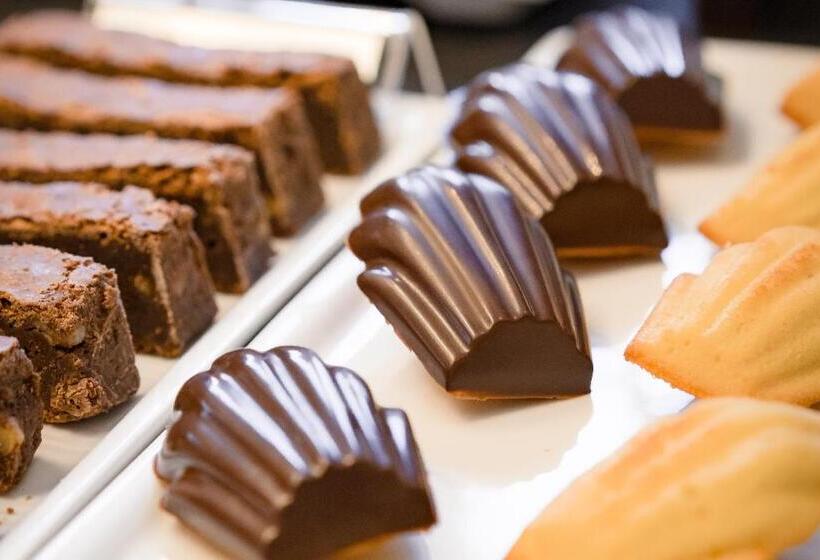 Carat Apart Boutique