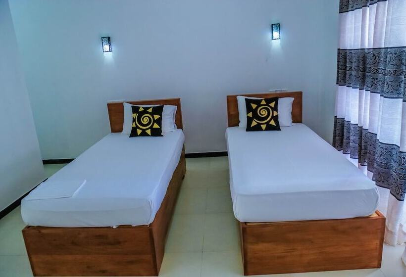 فندق Sunstar Nilaveli