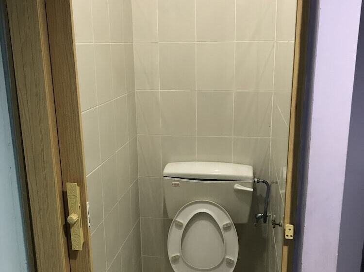 فندق صغير Pg Inn