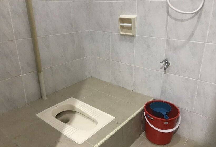 فندق صغير Pg Inn