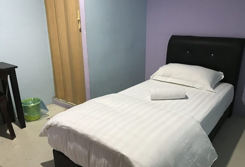 فندق صغير Pg Inn