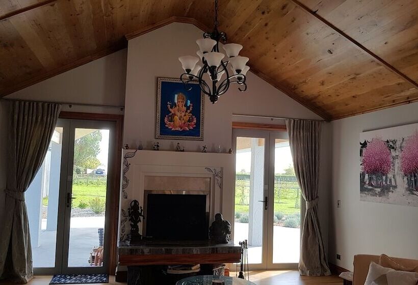 Bed and Breakfast Bruntwood Lodge