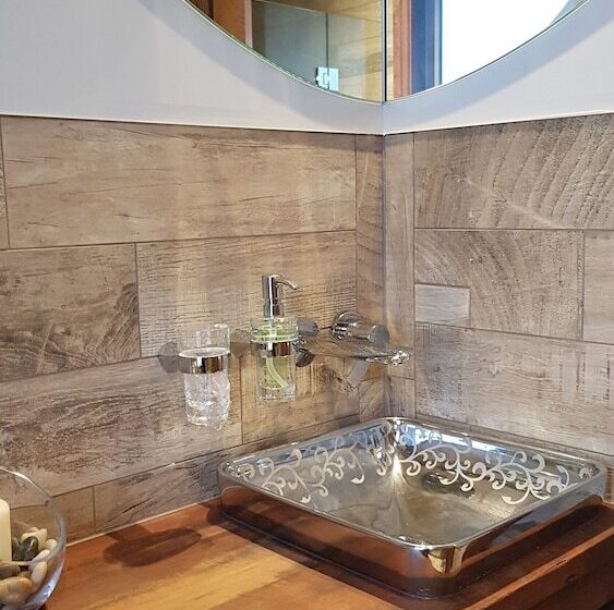 Bed and Breakfast Bruntwood Lodge