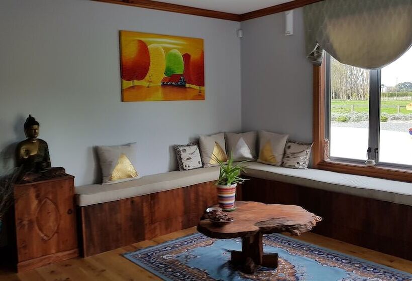 Bed and Breakfast Bruntwood Lodge