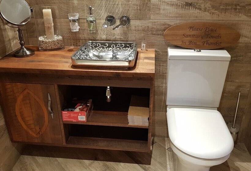 Bed and Breakfast Bruntwood Lodge