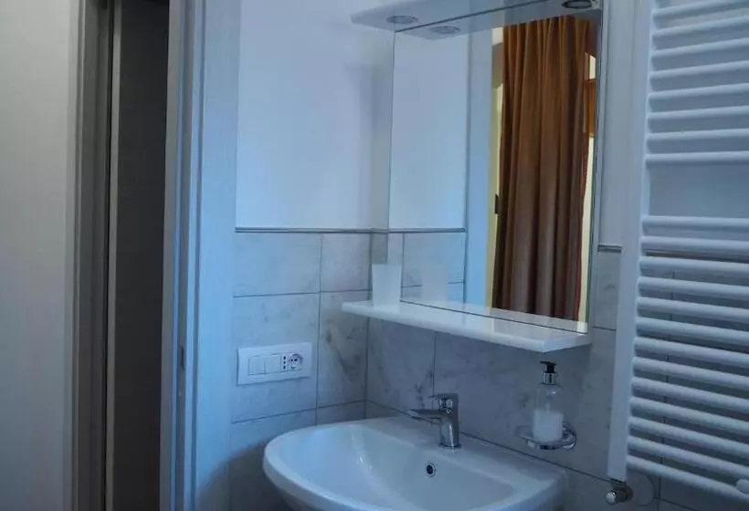 Aamiaismajoitus (B&B) R&b Giardino 34