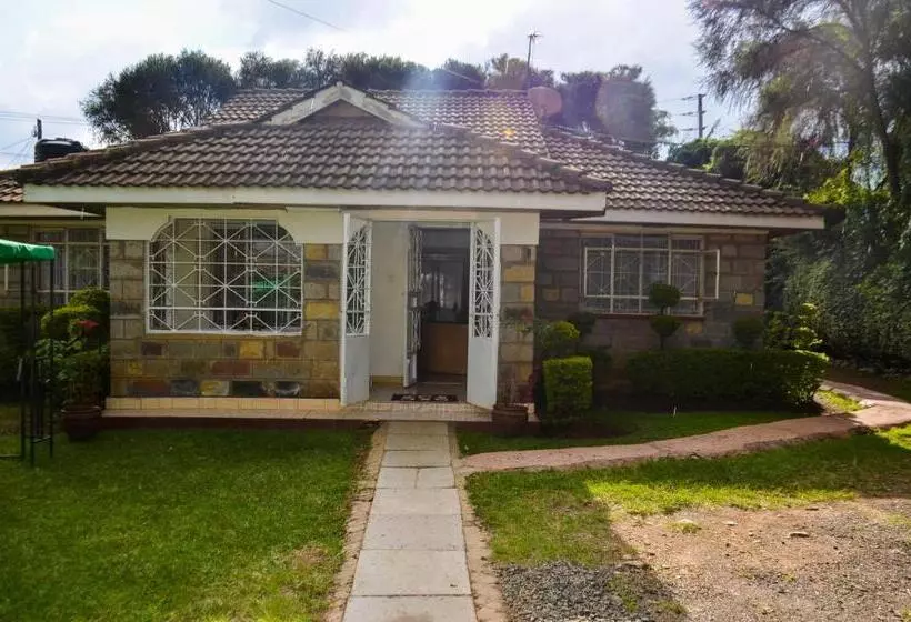 Bed and Breakfast Salient Guest House