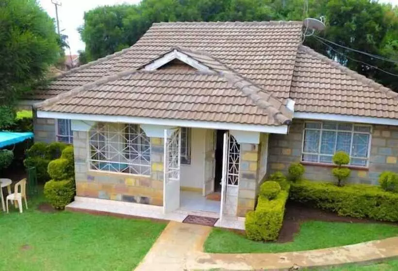 Bed and Breakfast Salient Guest House