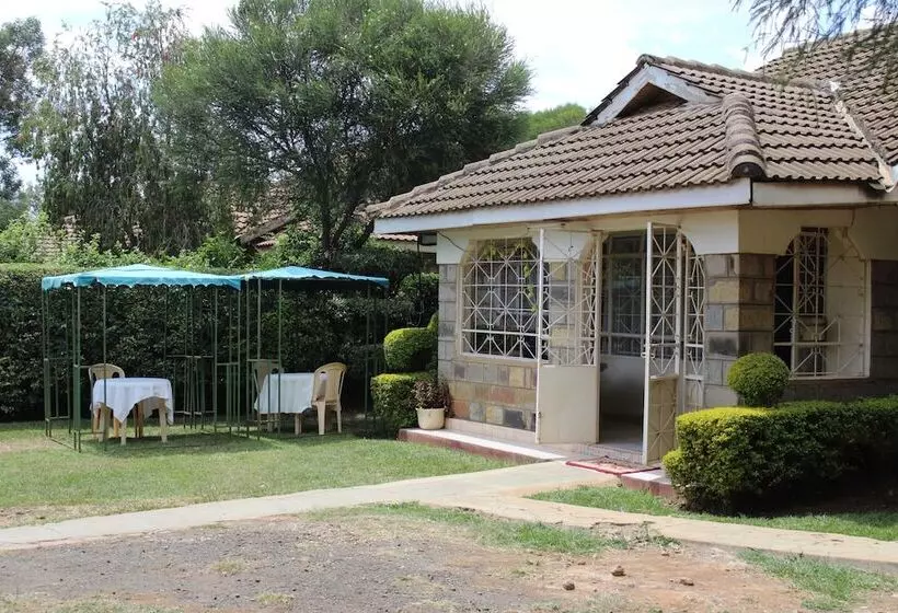 Bed and Breakfast Salient Guest House