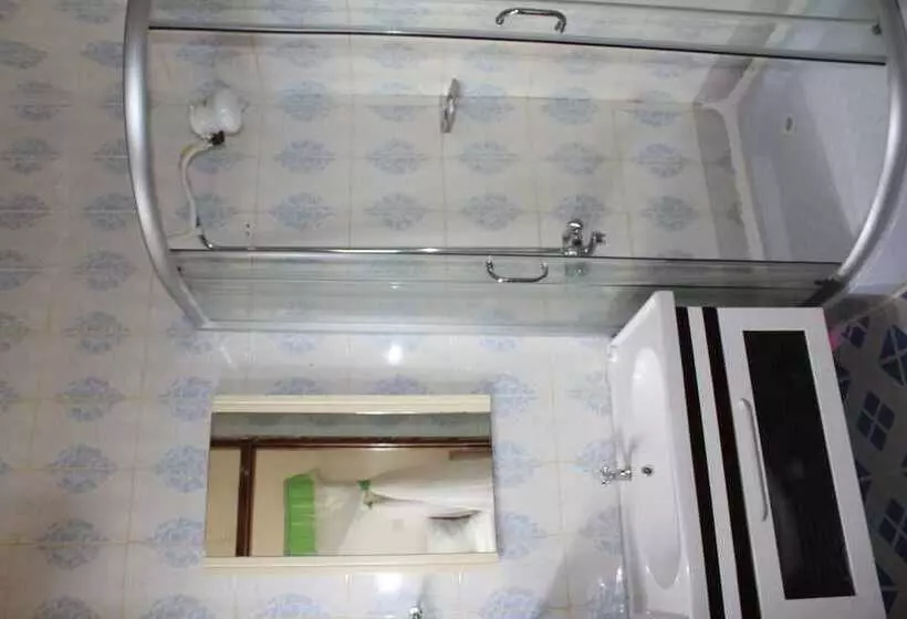 Bed and Breakfast Salient Guest House