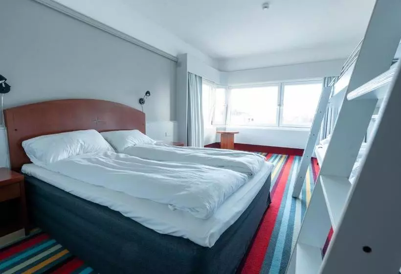 ホテル Dronningen