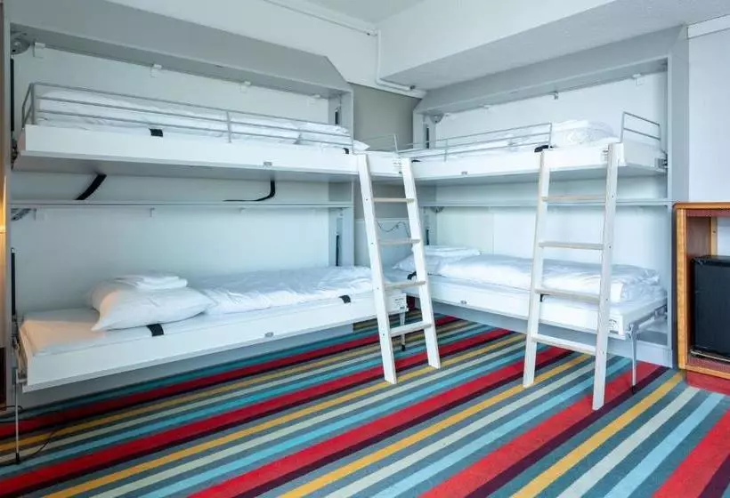 ホテル Dronningen