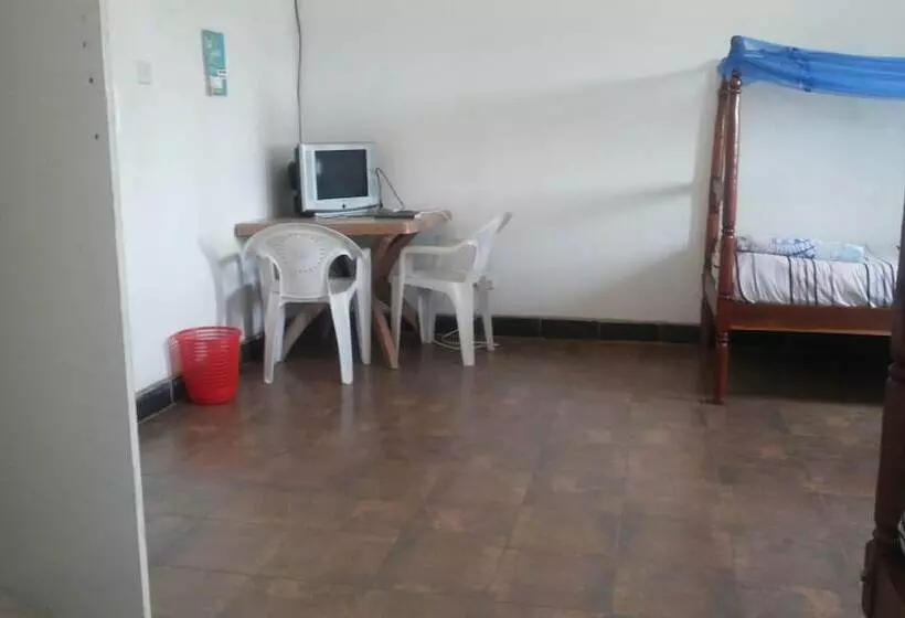 هتل Gulu Crystal