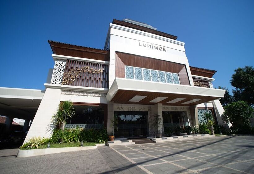 Luminor Hotel Banyuwangi By Wh