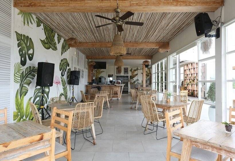 Luminor Hotel Banyuwangi By Wh