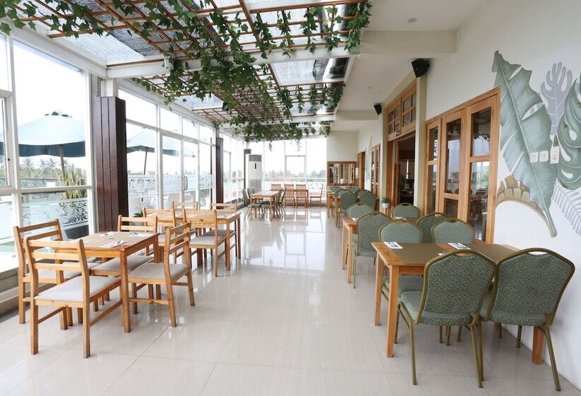 Luminor Hotel Banyuwangi By Wh