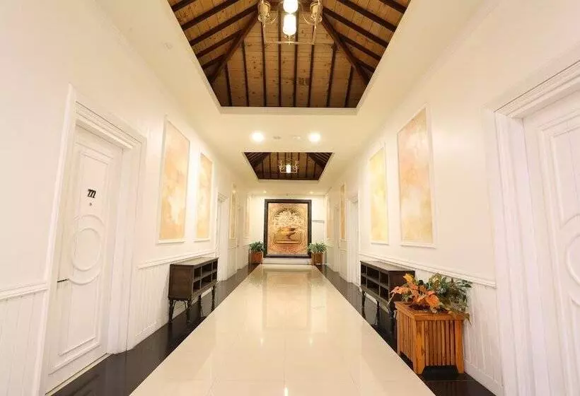 Luminor Hotel Banyuwangi By Wh